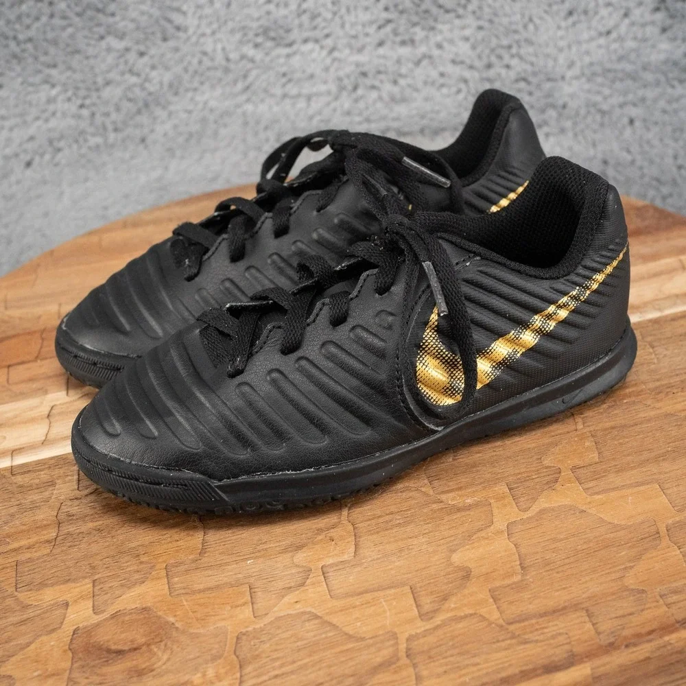 Nike Jr Tiempo Legend 7 Pro IC Boys Indoor Soccer Shoes Black - Sz 13C